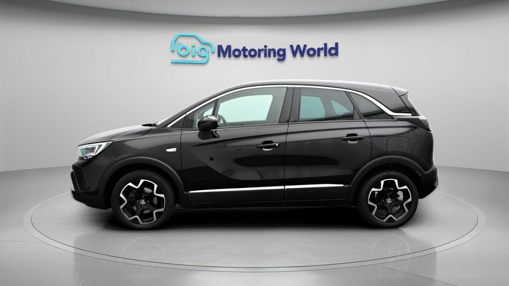Vauxhall Crossland Ultimate Black #4