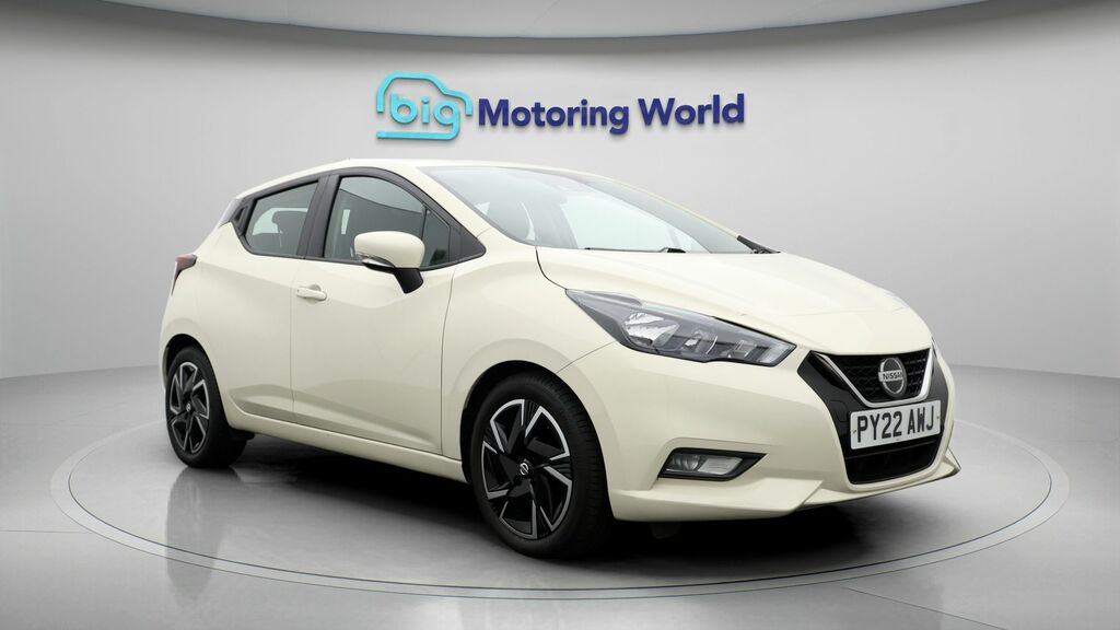 Nissan Micra Acenta White