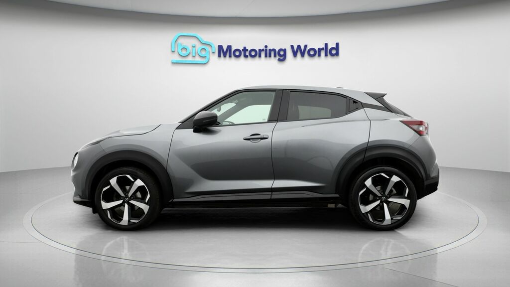 Nissan Juke Tekna Grey #4