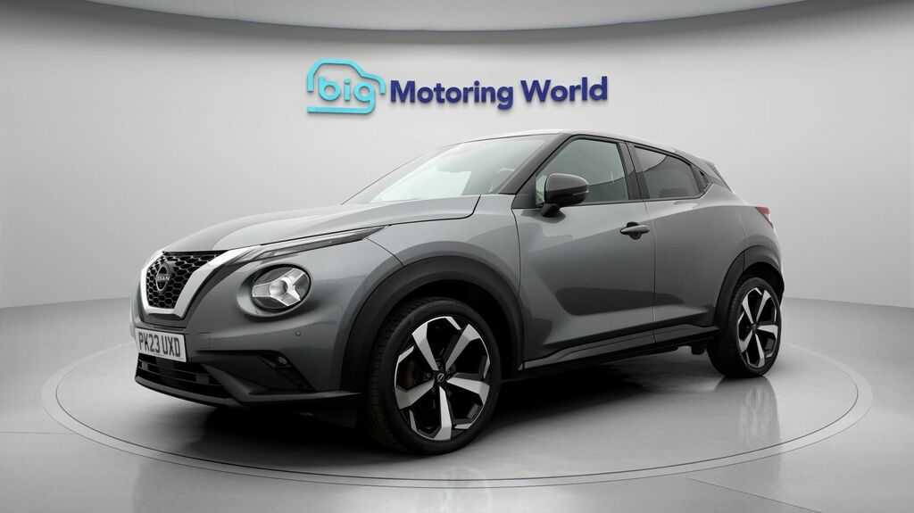 Nissan Juke Tekna Grey #3