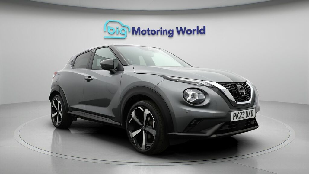 Nissan Juke Tekna Grey