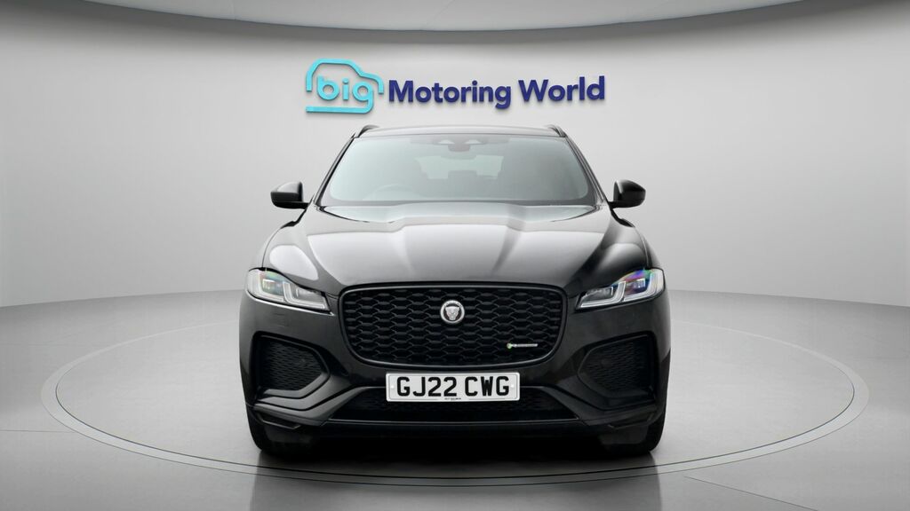 Jaguar F-Pace R-dynamic Black GJ22CWG Black #2