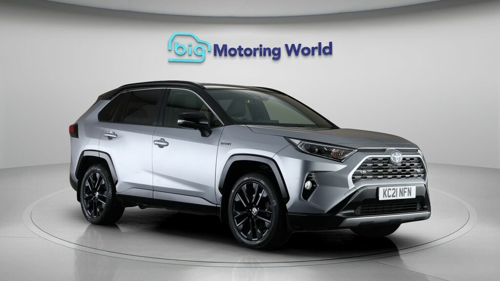 Toyota Rav 4 Dynamic Silver