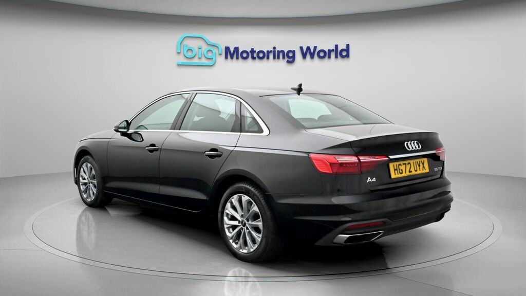 Audi A4 Technik HG72UYX Black #5