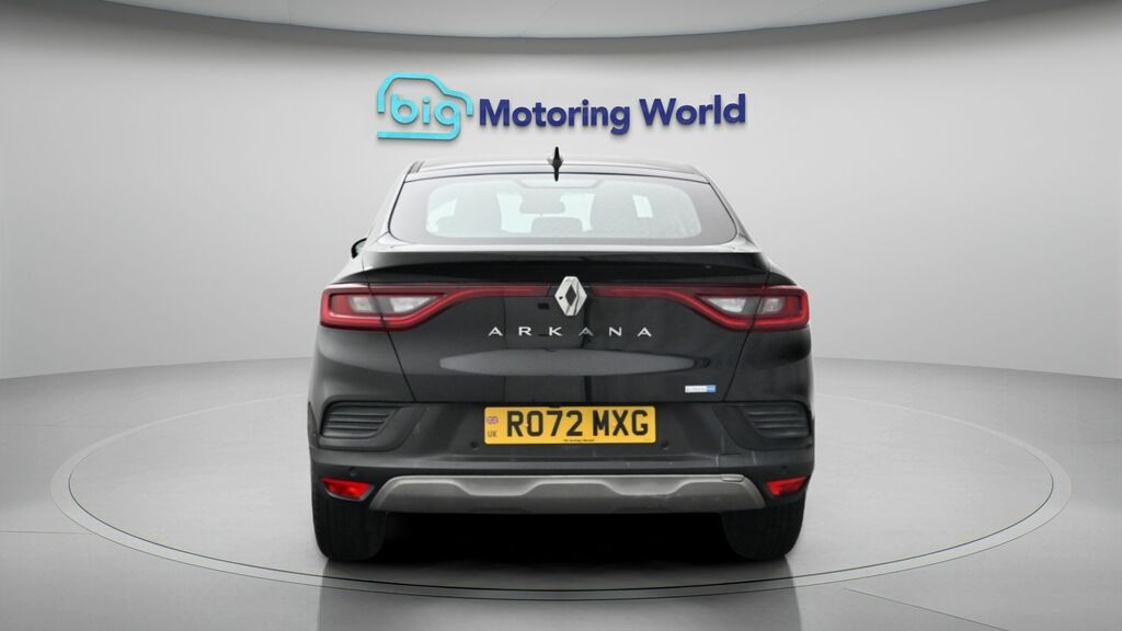Renault Arkana Iconic Black #6