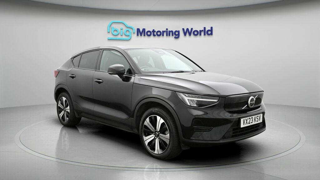 Volvo C40 Core Black