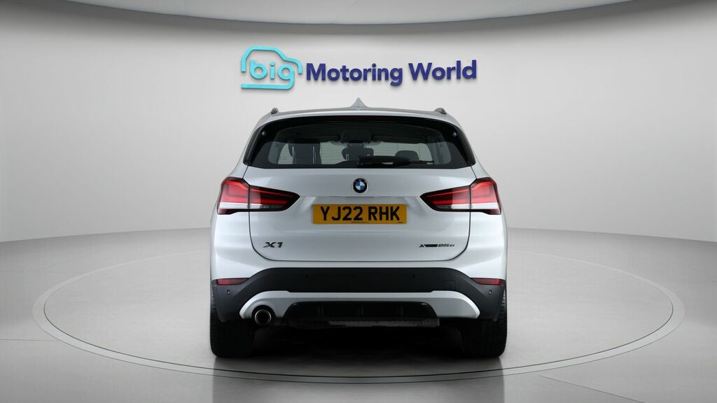 BMW X1 Sport White #6