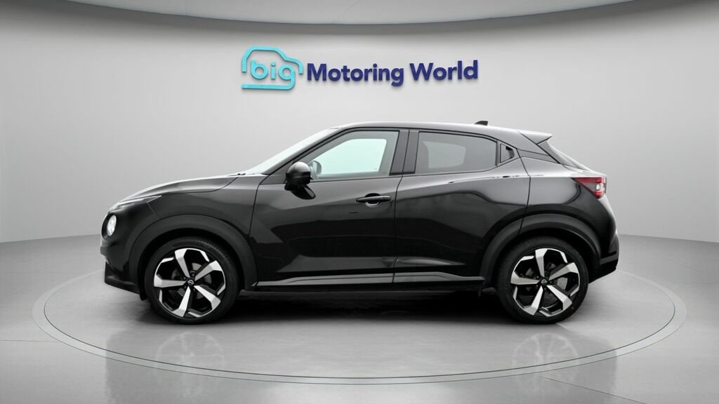 Nissan Juke Tekna LV23OPB Black #4