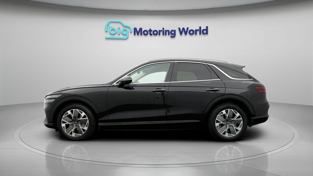 Genesis GV70 Sport Black #4