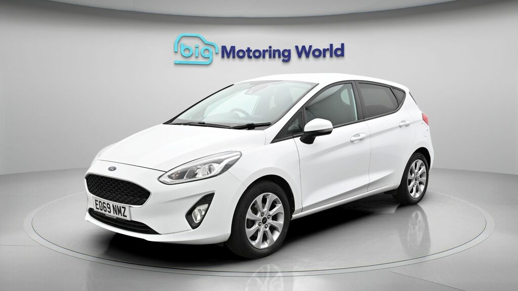Ford Fiesta Trend White #3