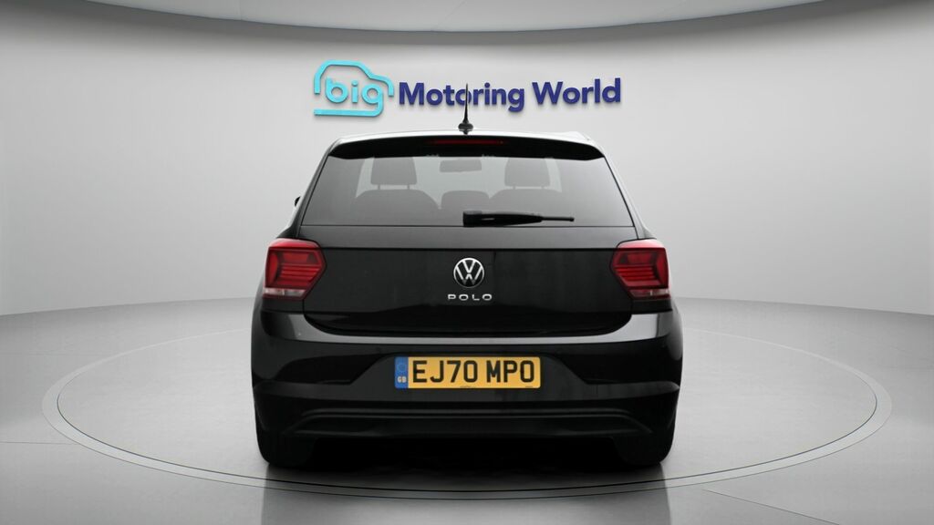 Volkswagen Polo Match Black #6