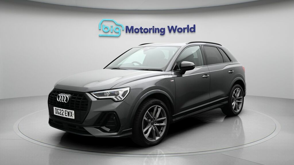 Audi Q3 Black Edition DG22EWX Grey #3