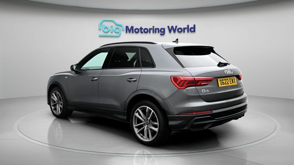 Audi Q3 Black Edition DG22EWX Grey #5