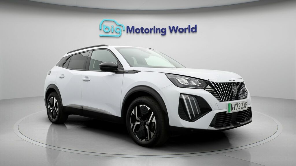 Peugeot e-2008 Allure White