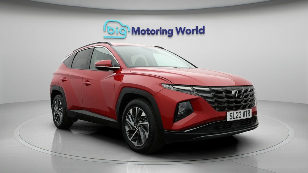 Hyundai Tucson Premium Red