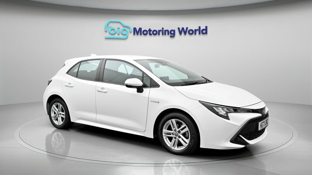 Toyota Corolla Icon White
