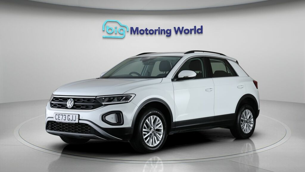 Volkswagen T-Roc Life CE73GJJ White #3