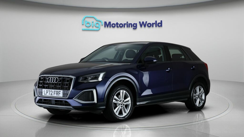 Audi Q2 Sport Blue #3