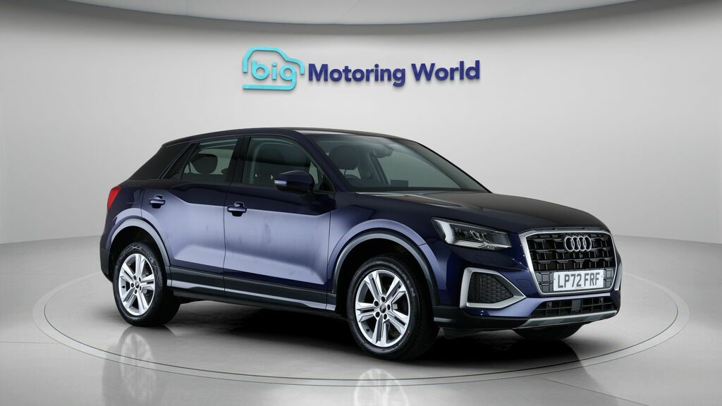 Audi Q2 Sport Blue