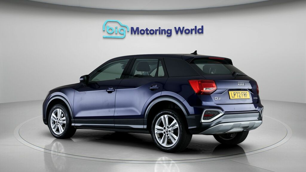 Audi Q2 Sport Blue #5