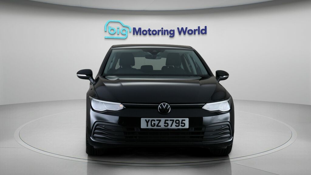 Volkswagen Golf Life Black #2