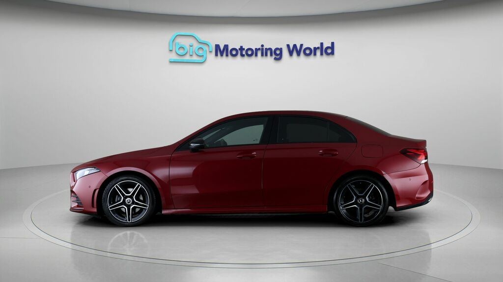 Mercedes-Benz A Class Amg Line SK22ZTH Red #4