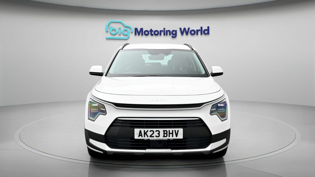 Kia Niro 2 AK23BHV White #2