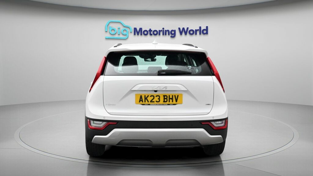 Kia Niro 2 AK23BHV White #6