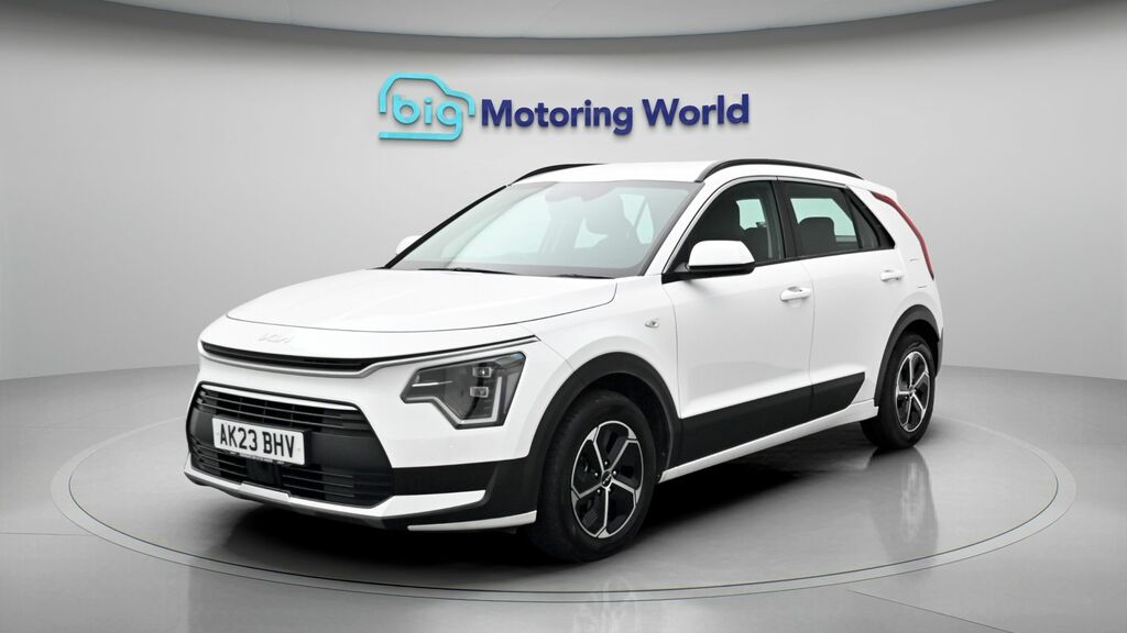 Kia Niro 2 AK23BHV White #3