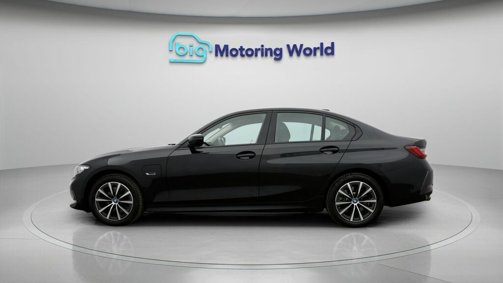 BMW 3 Series Sport Black #4