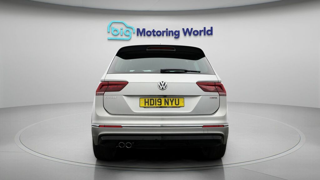 Volkswagen Tiguan R-line Tech HD19NYU Silver #6