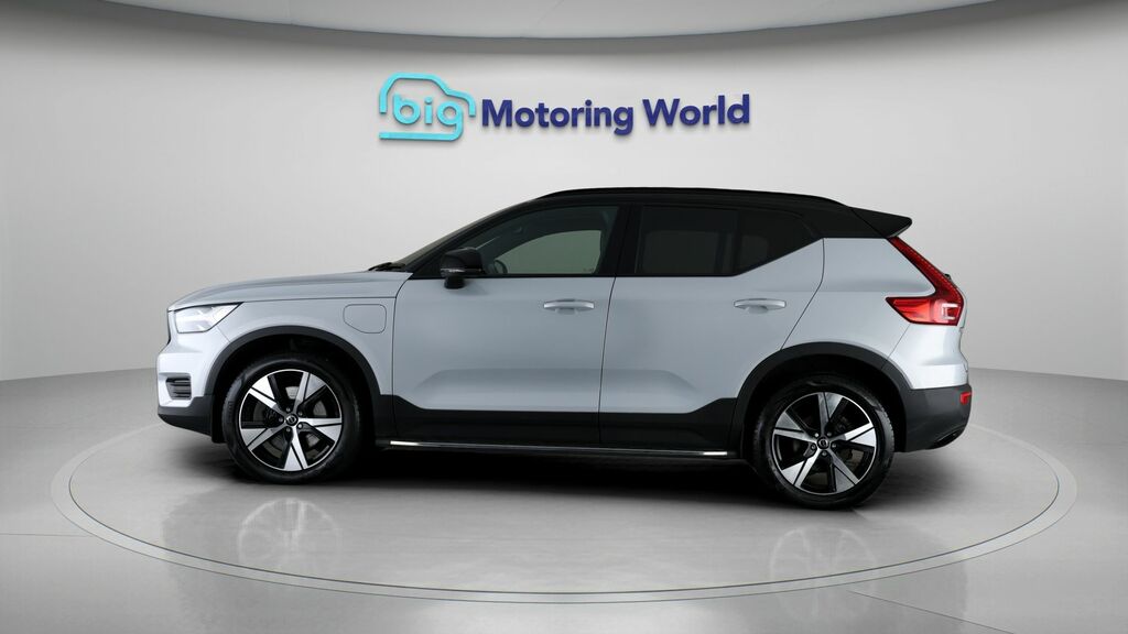 Volvo XC40 Plus CX22HXE Silver #4
