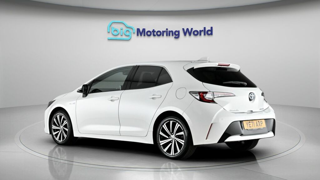 Toyota Corolla Design YE71AXP White #5
