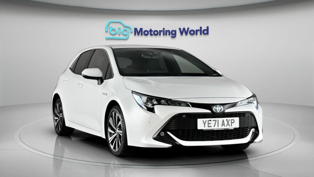 Toyota Corolla Design YE71AXP White #2