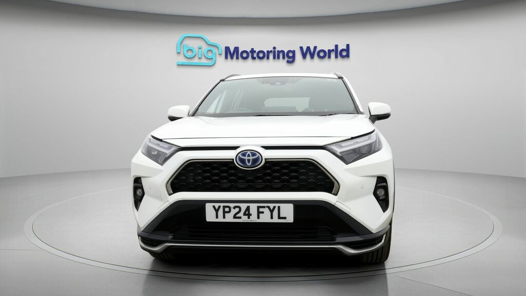 Toyota Rav 4 Design White #2