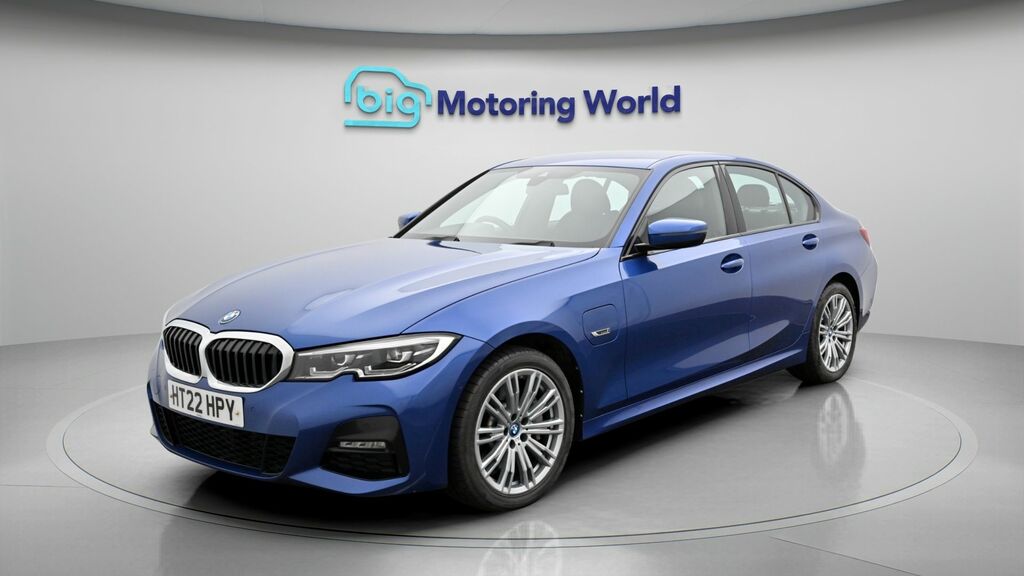 BMW 3 Series M Sport HT22HPY Blue #3