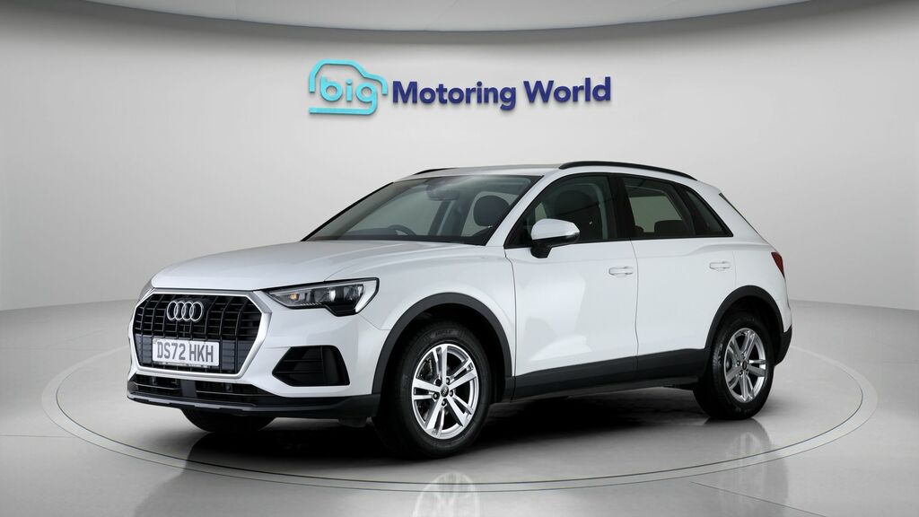 Audi Q3 Technik White #3