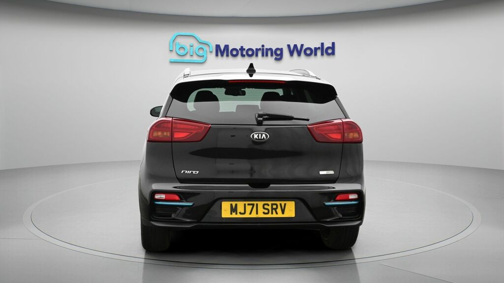 Kia Niro 4 Black #6