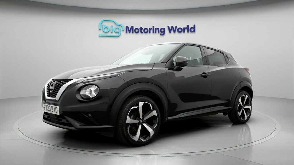 Nissan Juke Tekna PY23BAO Black #3