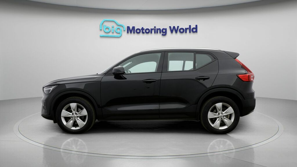 Volvo XC40 Core WF72HDN Black #4