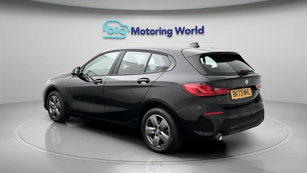 BMW 1 Series Se Black #5