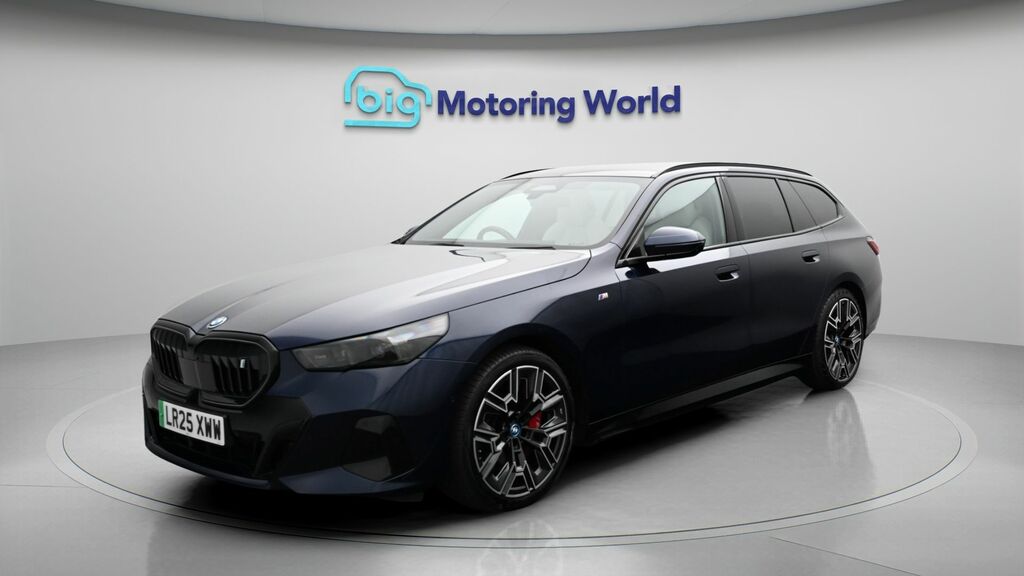 BMW i5 M Sport Pro LR25XWW Blue #3