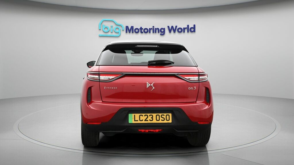 DS DS 3 Crossback Bastille Red #6