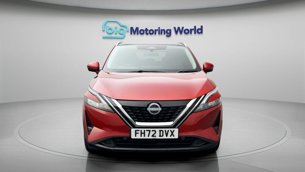 Nissan Qashqai N-connecta FH72DVX Red #2