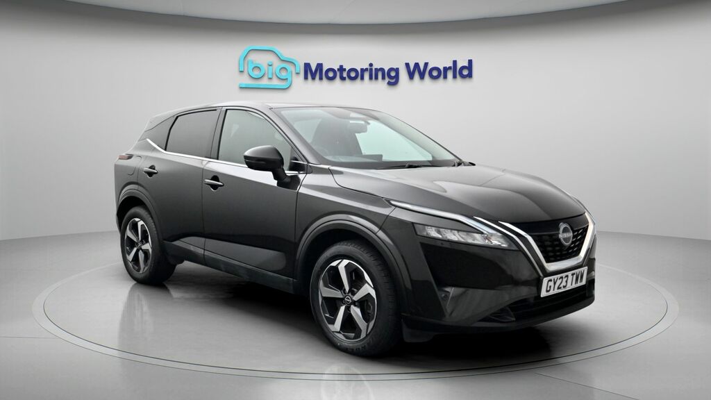 Nissan Qashqai N-connecta GY23TWW Black