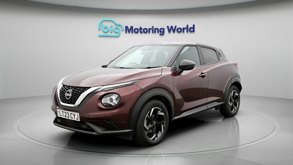 Nissan Juke N-connecta LT23CYJ Red #3