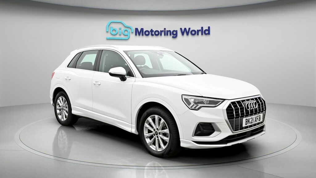 Audi Q3 Sport White