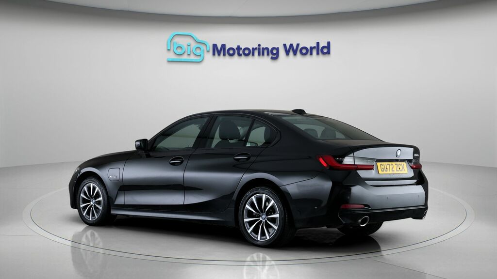 BMW 3 Series Sport Black #5