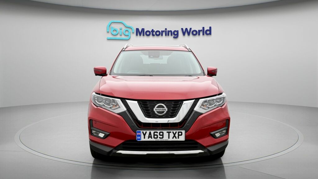 Nissan X-Trail Tekna YA69TXP Red #2