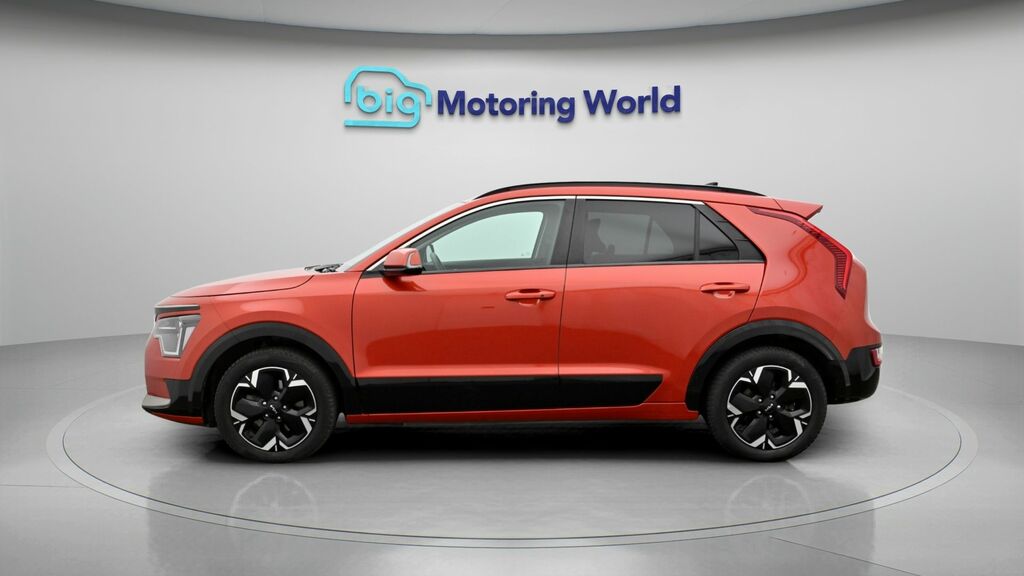 Kia Niro 3 DY23PNF Orange #4